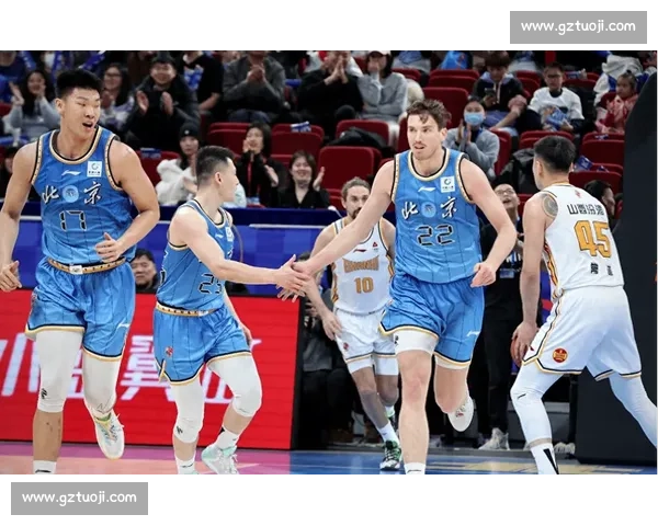 CBA多场比赛结果出炉强队走势与季后赛格局解析全面观察最新